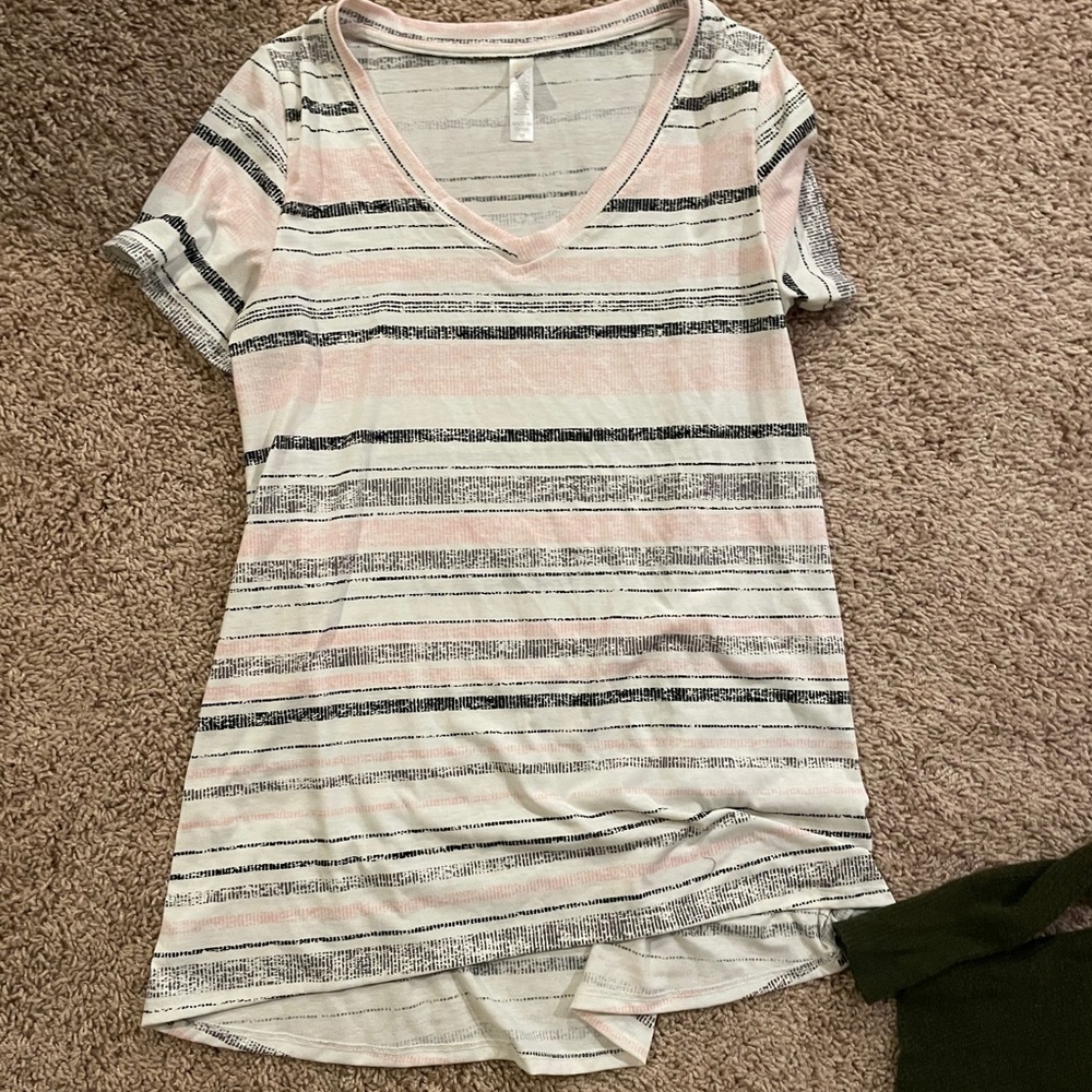 Lularoe V neck T